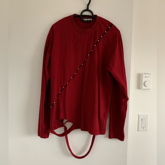 Ripped Tshirt - Picture 1 of 5